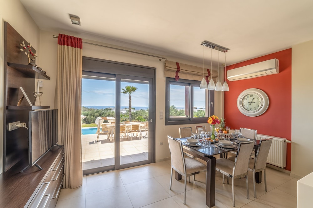 Villa Zoe - With 72m Pool