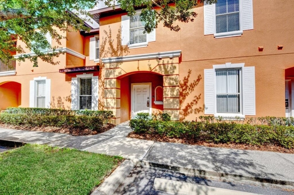 Relaxing Townhome In Regal Oaks Resort By Old Town 3 Bedroom Townhouse