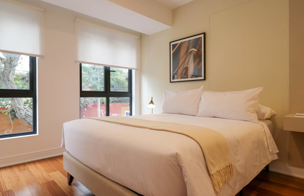 Cozy 2BR With Incredible Balcony in Miraflores
