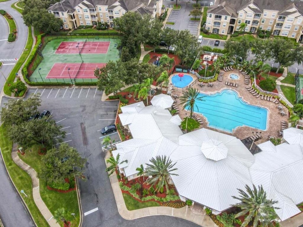 Windsor Palms Townhome W/private Pool Near Disney 3 Bedroom Townhouse
