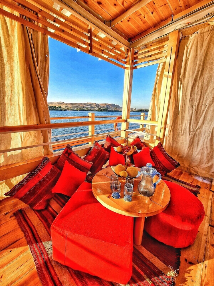 Dahabiya Nile Sailing-Aswan to Luxor