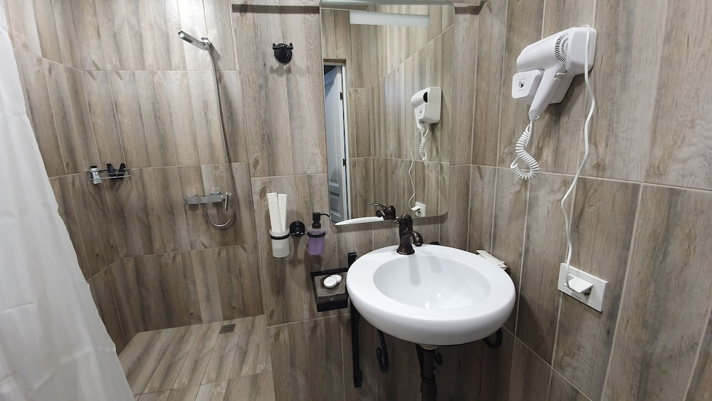 JINJOTEL Boutique Hotel
