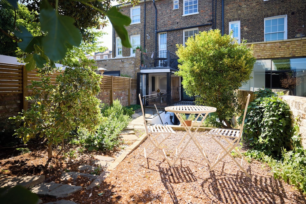 Garden Duplex in Islington