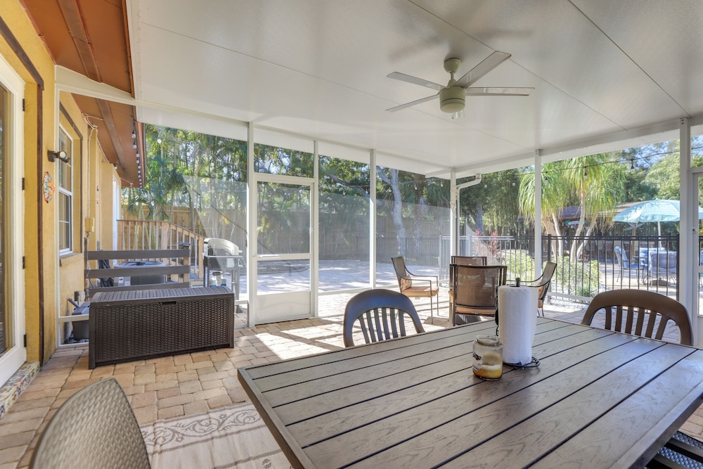 Sarasota Getaway w/ Private Pool & Backyard Oasis!