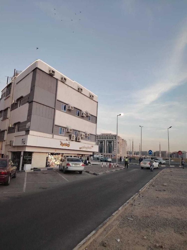 Al Awali Economic Apartments