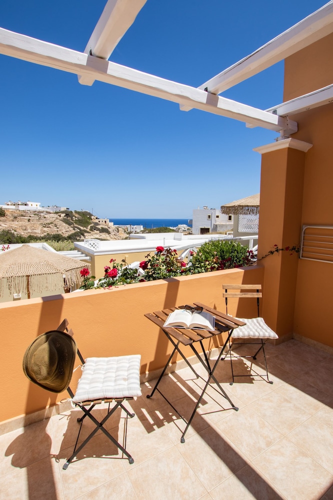 Elaia Villas