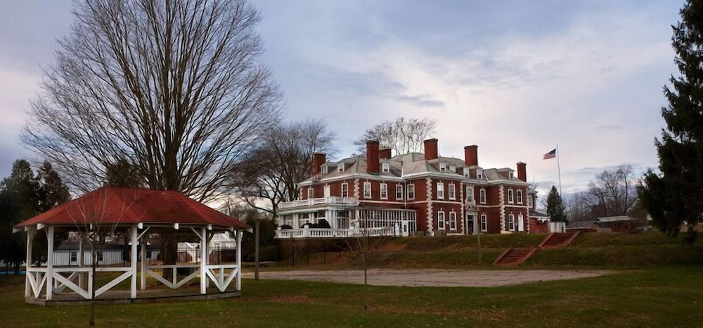 Eastover Estate & Eco-Village