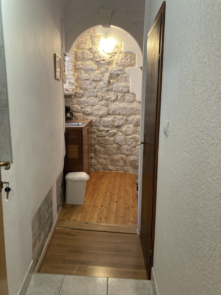 Rooms Vicelic Guest House