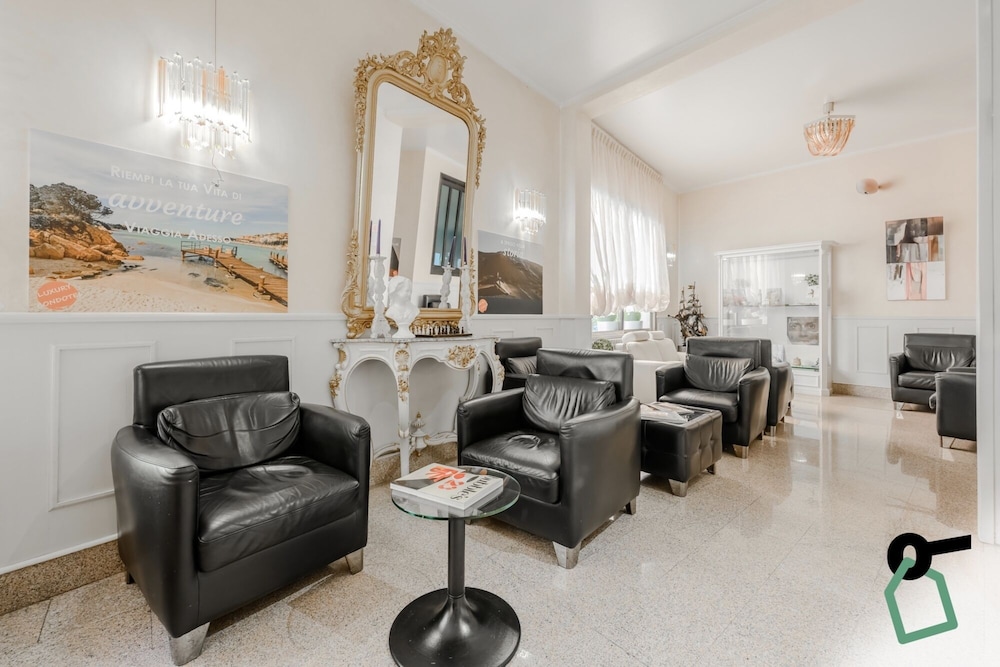 Hotiday Room Collection - Alassio Centro photo 5