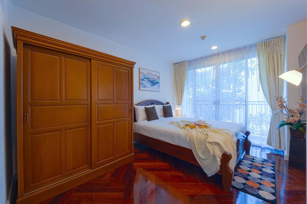 2 Bedroom in Prime Location BSRS
