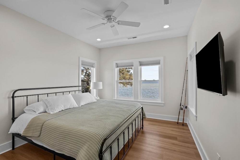 Banks' Haven 3 Bedroom Home