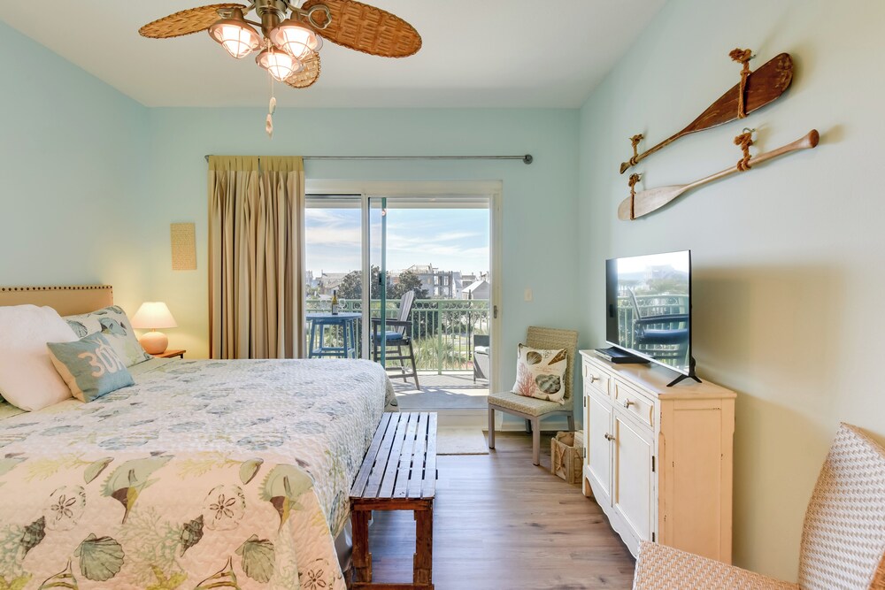 Walkable Condo w/ View Btwn Rosemary & Alys Beach!