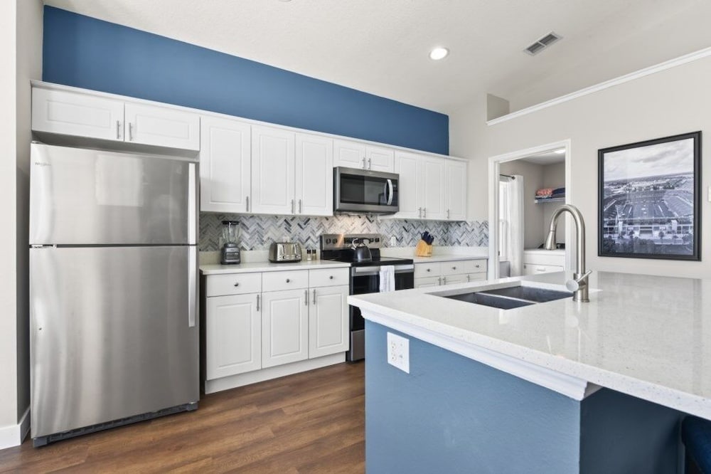 4br Resort Villa W/ Pool & Spa Close To Disney 4 Bedroom Villa