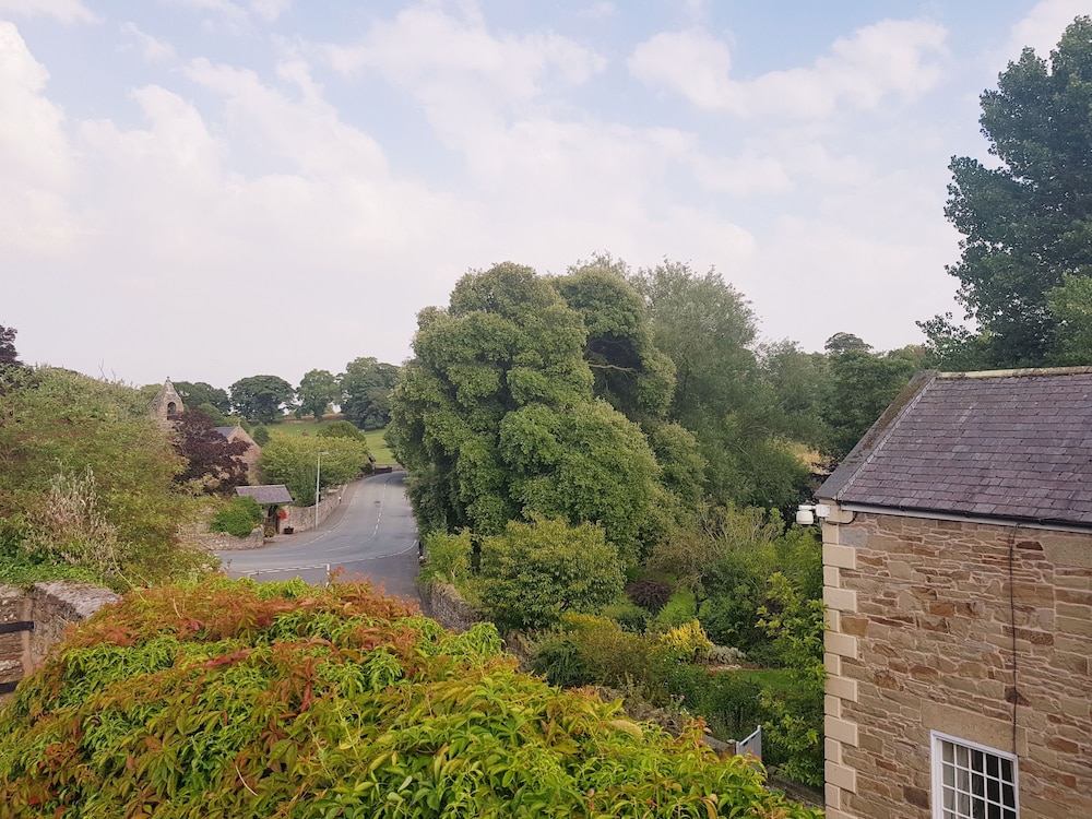 The Red Lion at Llanasa