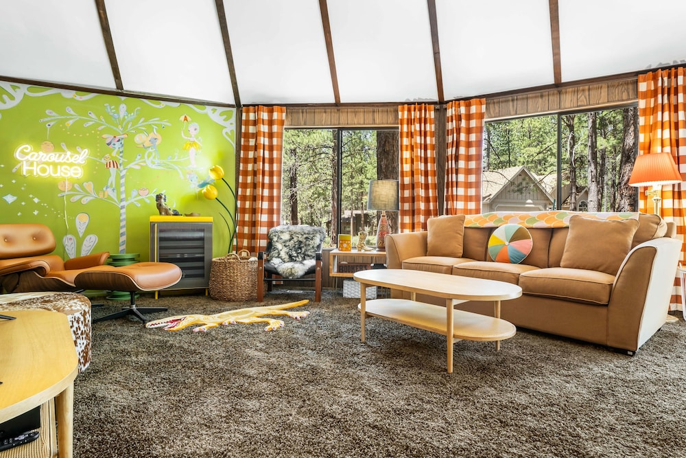 Carousel House 2 Bedroom Home