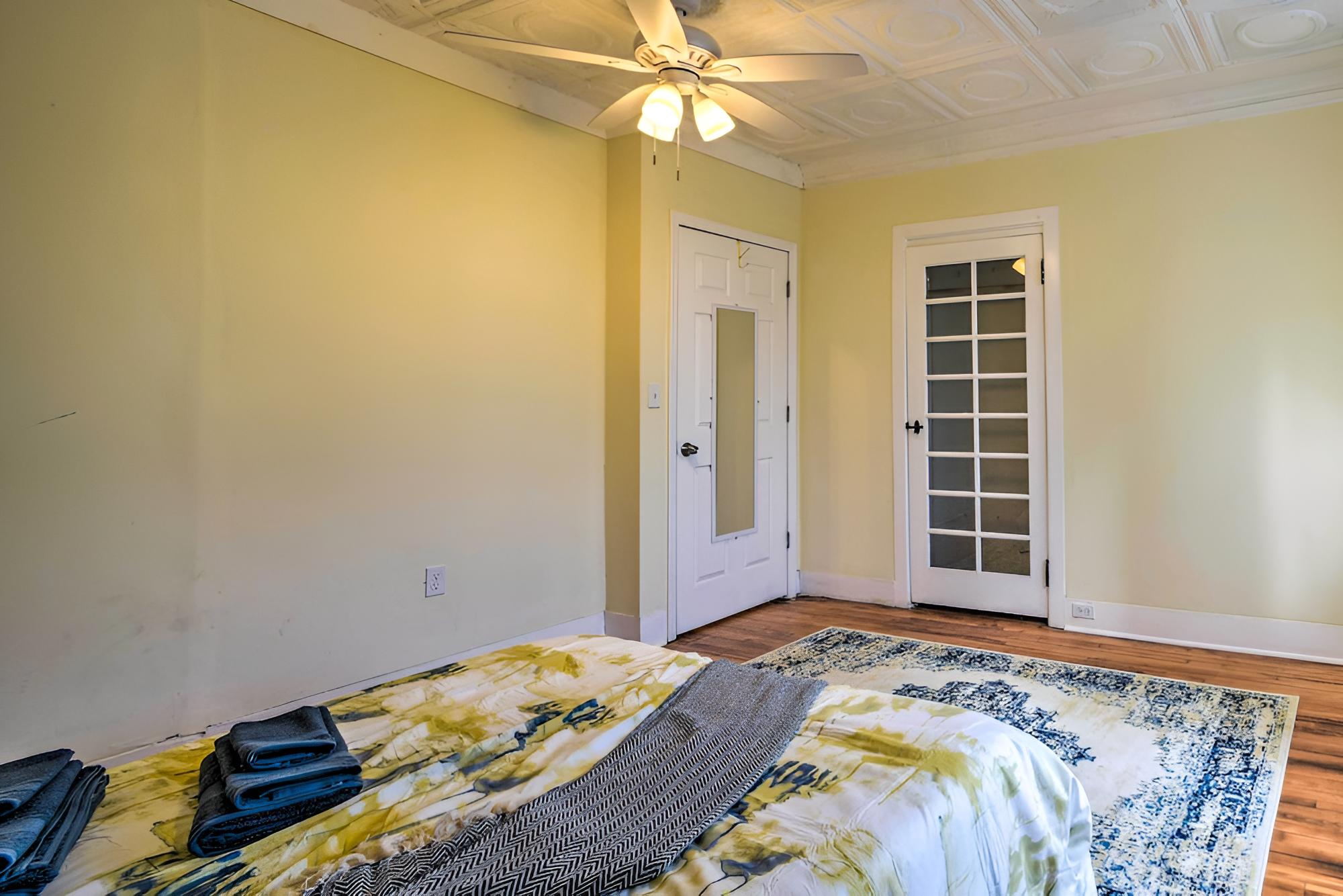 Troy Townhome: 10 Mi to Downtown Albany! view 2