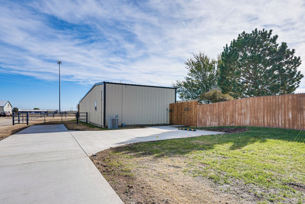 Fenced Yard: Modern Barndominium in Amarillo!