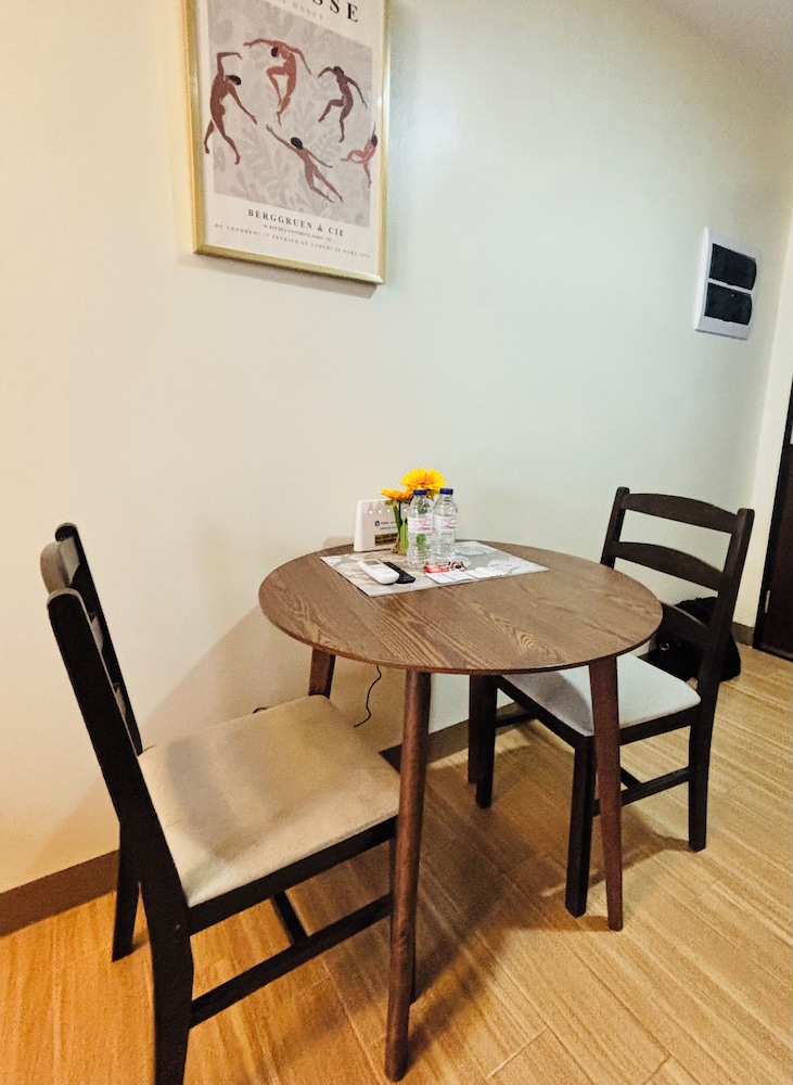 Nature Lovers' Paradise in Iloilo City - Cozy Condo Rental