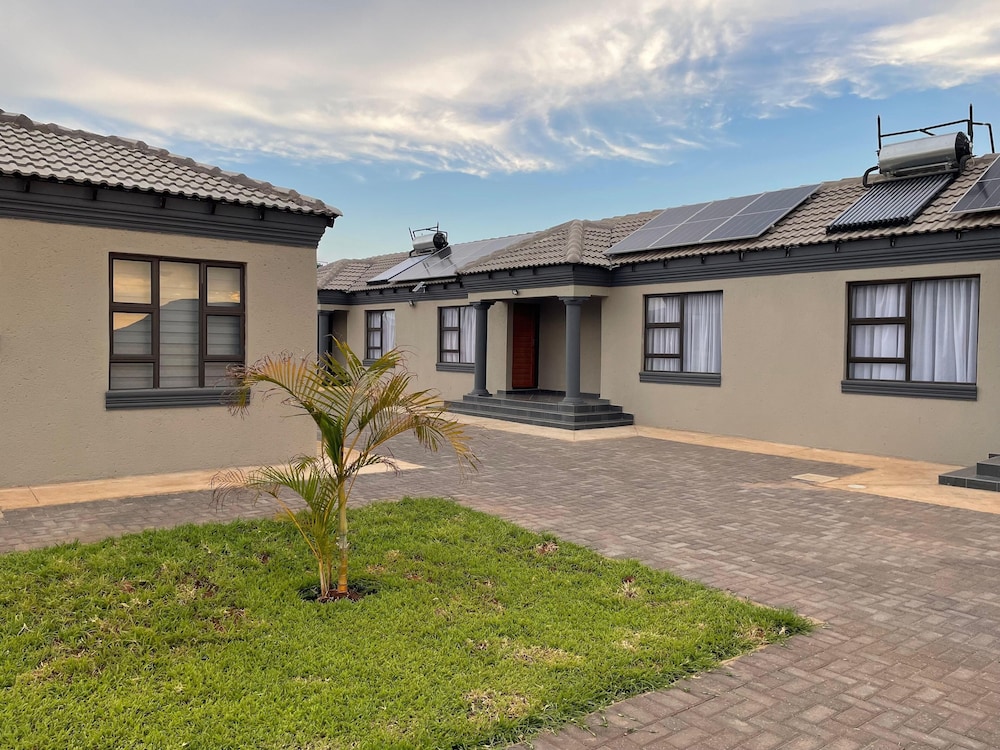Vation Nation Guest House