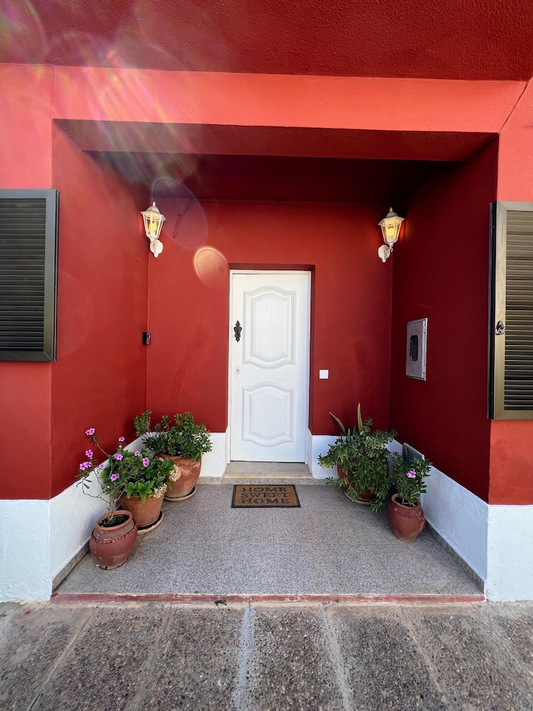 Summer Villa With Heated Private Pool