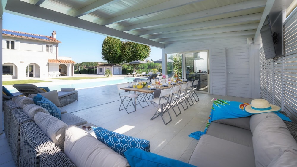 Villa Edoardo 9 in Crespina Lorenzana view 5