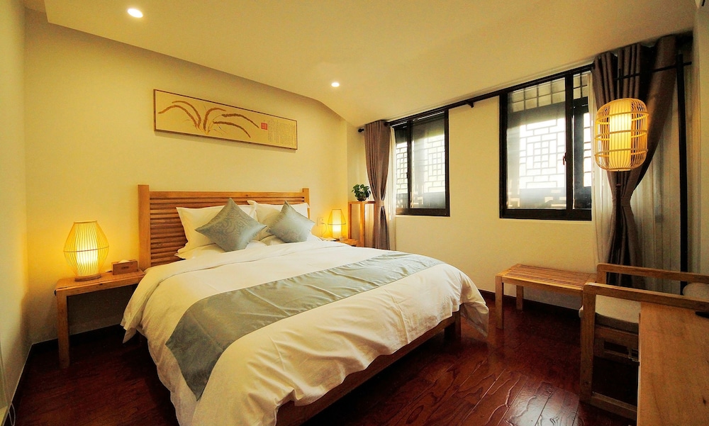 Jiaxing West Cottage