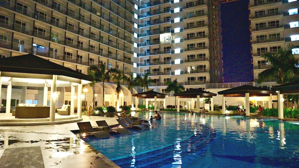 CondoDeal at Sea Residences