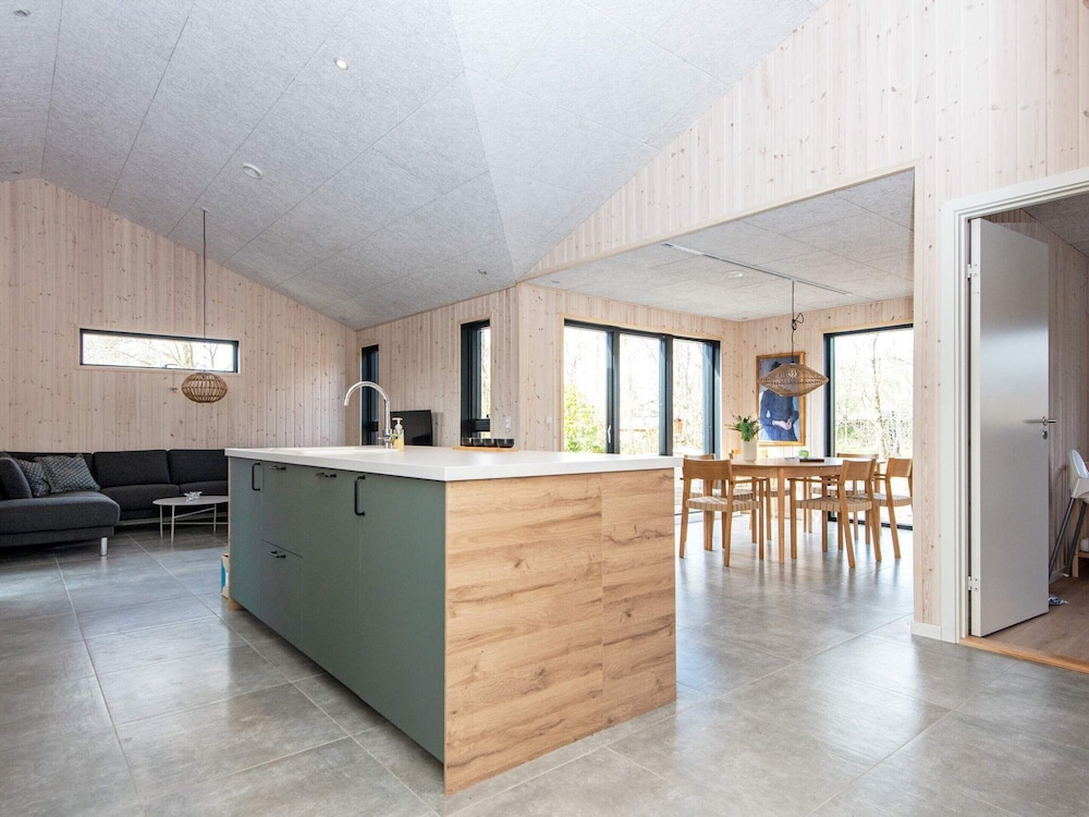 10 Person Holiday Home in Glesborg-by Traum view 5