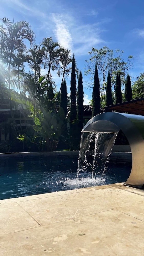 Amazing 6BR Oasis in Poblado MDE