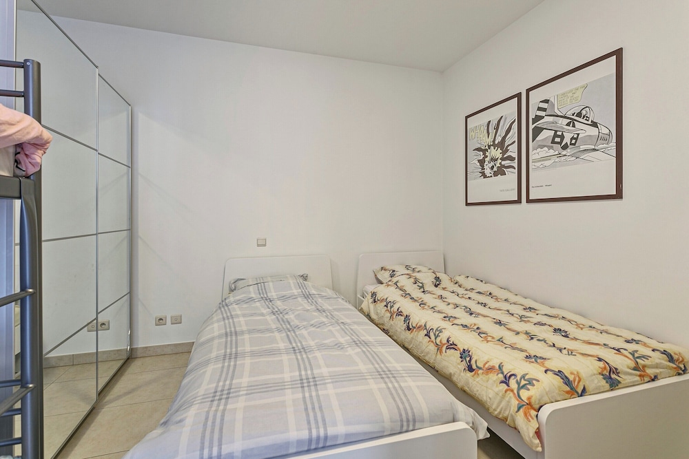 Apartment in Blankenberge Near the Marina