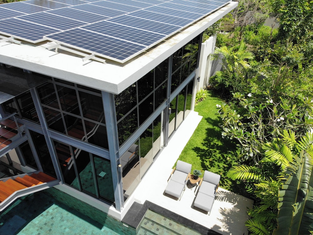 Villa Azure with Pool in Riverhouse