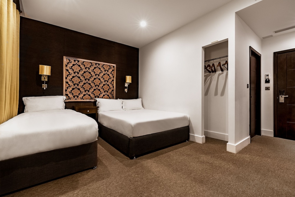 Croydon Vacations - Grand Sapphire Hotel  Banqueting - Property Image 23