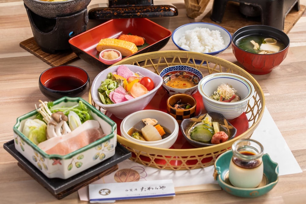 Yamanaka Onsen Shirasagiyu Tawaraya