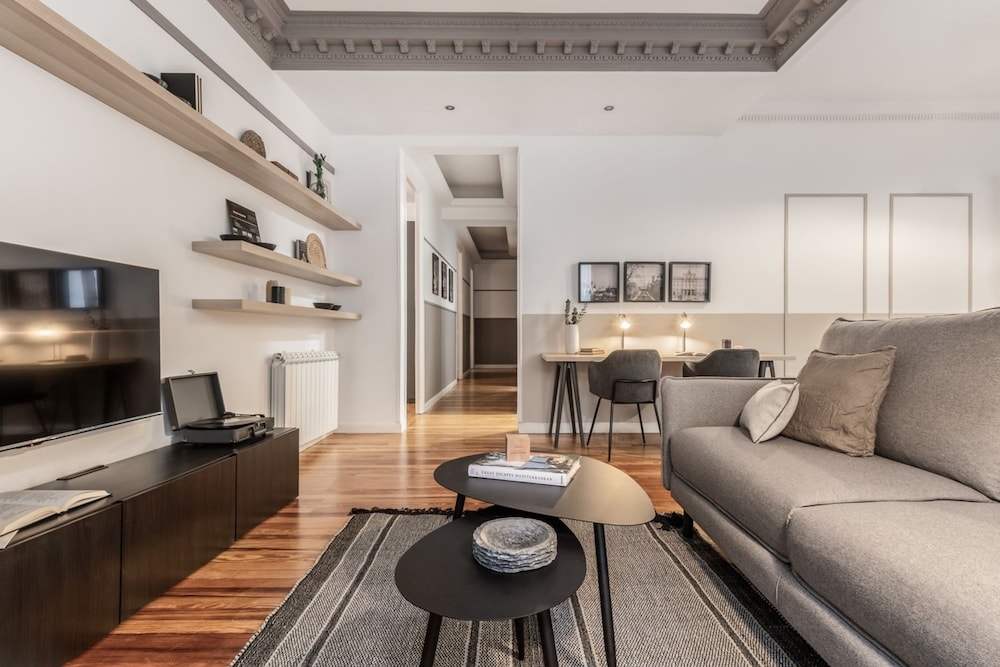 Pino - 3 Bedroom in Chamber