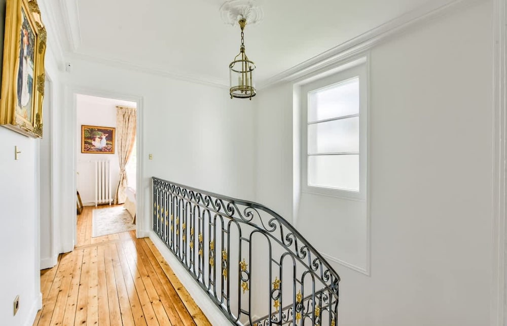 Noble Luxury Residence in the Heart of Paris