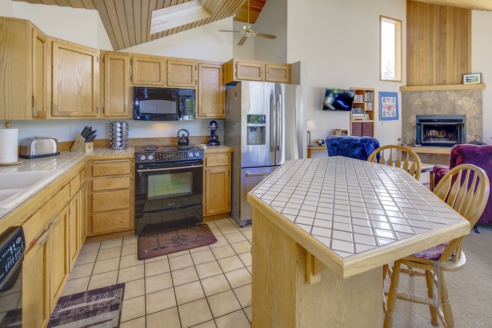 White Elm 29 3 Bedroom Home