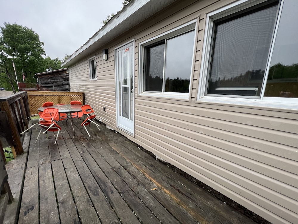 Lake Onaping Lodge
