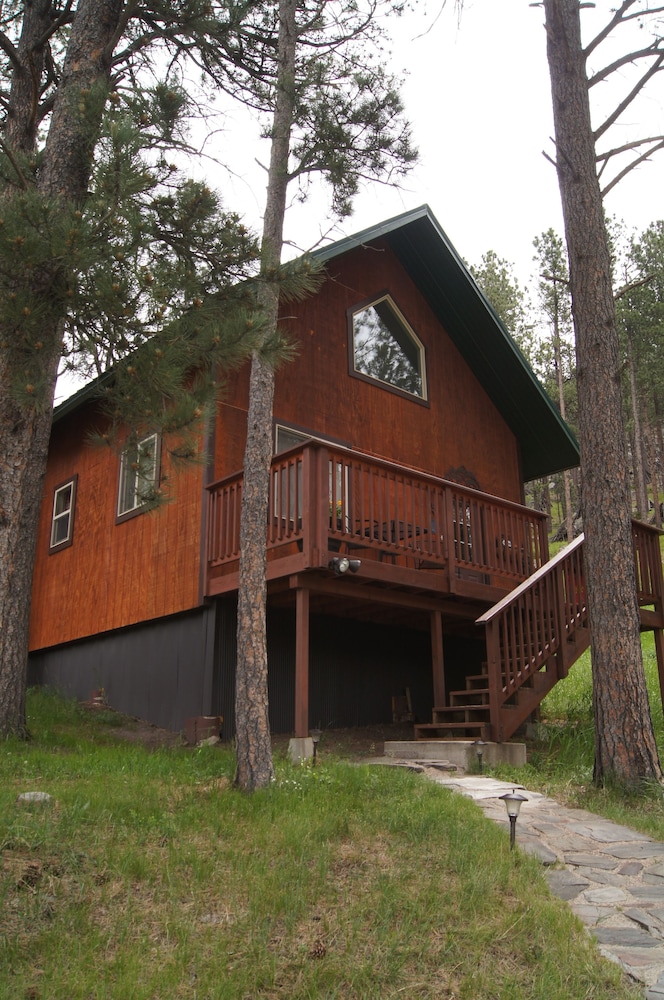 Elk Haven Vacation Cabins view 2