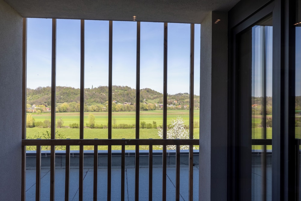 Winery and Apartments Marof