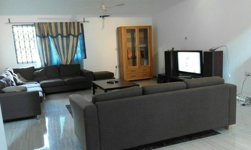 Devon Villas