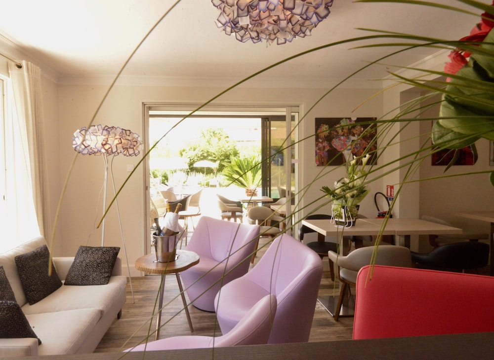Mougins Vacations - Hotel Villa Sophia - Property Image 9