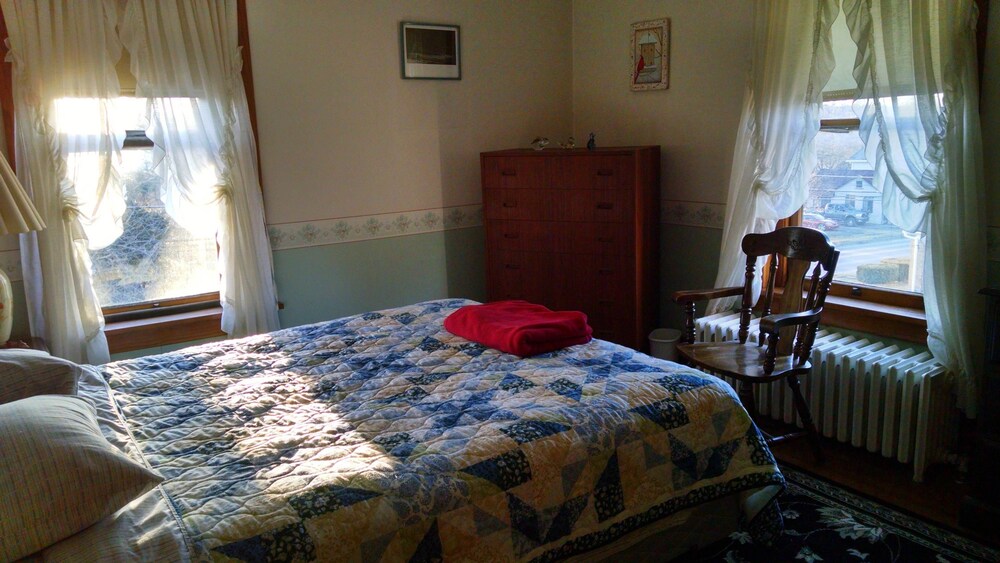 Fish & Loaves B&B
