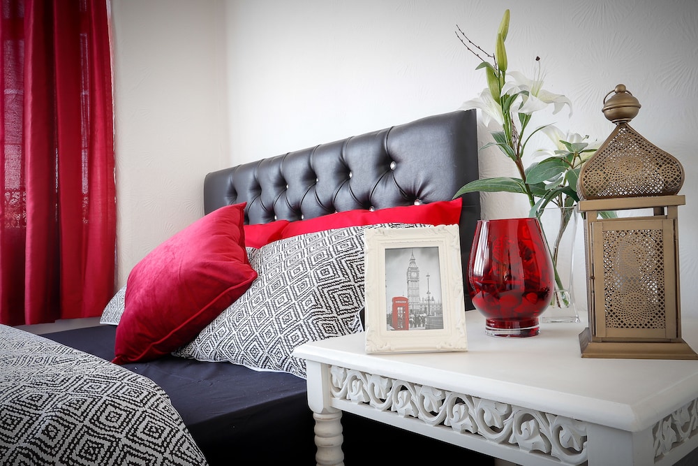 Barking Guest House