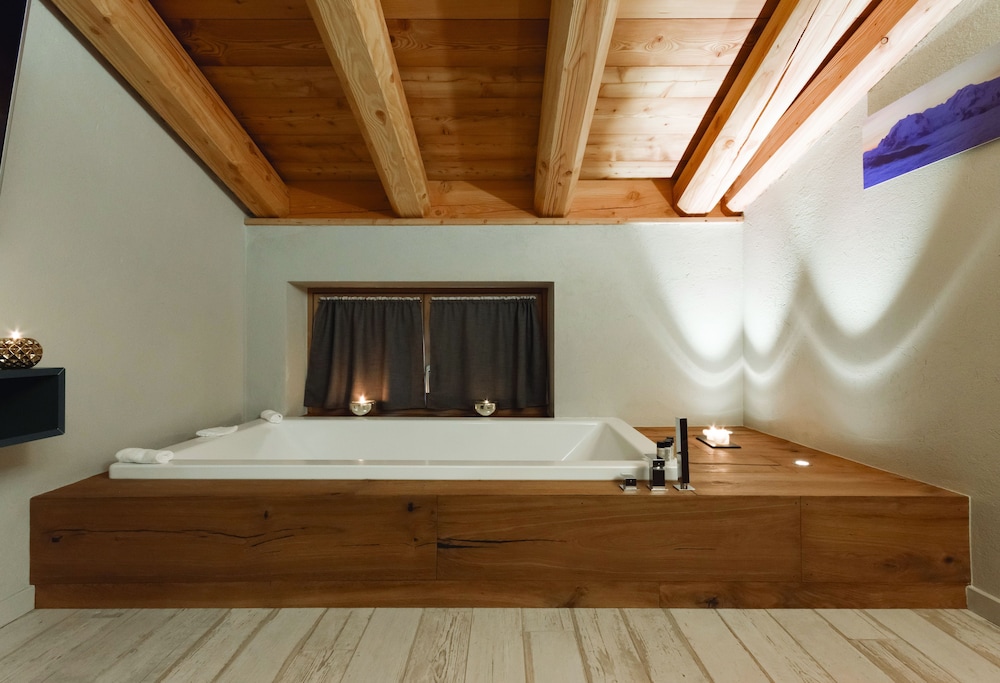 4478 Mountain Lodge