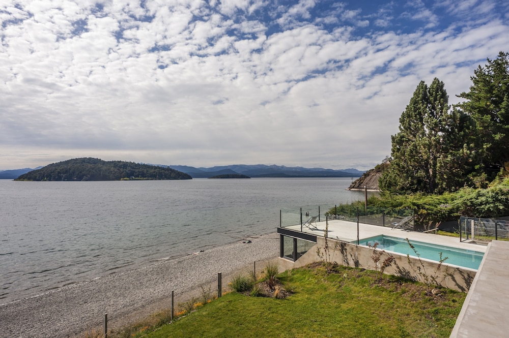 WaOne Lake Homes
