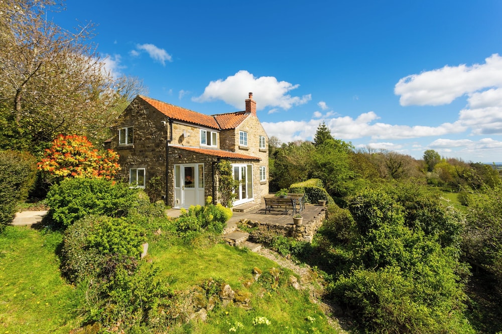 Stunning 3 Bedroom Cottage Near Historic York