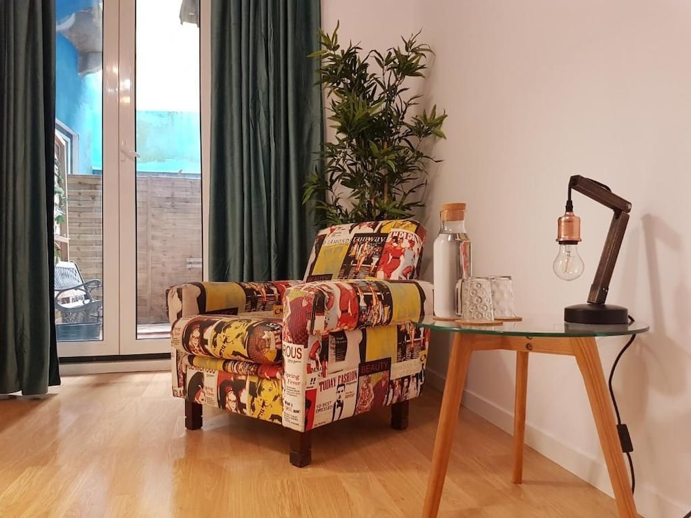 Old Town Lx Suites