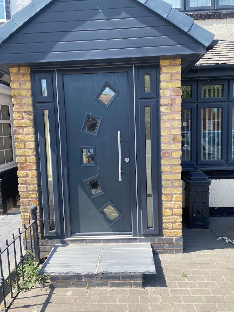 BowChumpHaus - Luxurious 5 Bedroom House - Birmingham