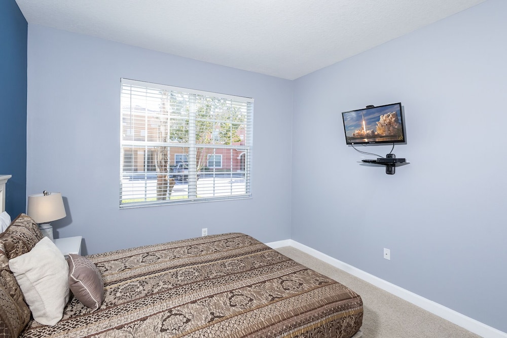 Adventurers Oasis Private Pool - Image 4