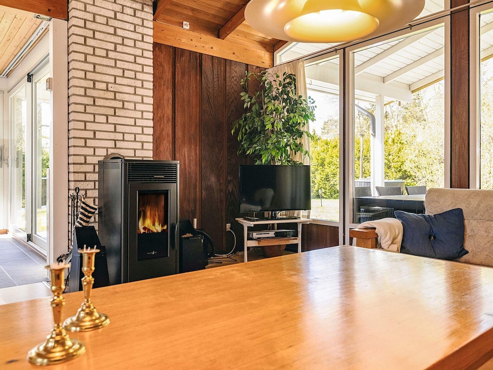 4 Star Holiday Home in Hals